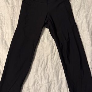 Old navy elevate cropped compression pant